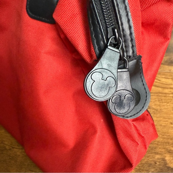Walt Disney World Mickey Mouse 1971 Red Black Duffle‎ Tote Gym Travel Bag - Picture 5 of 15